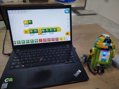 R2D2 Lego Wedo